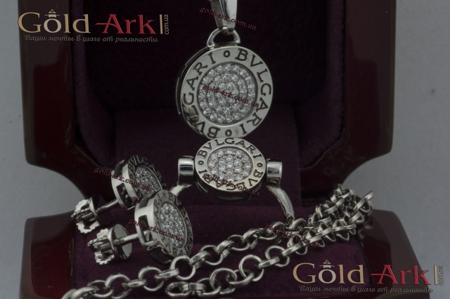 Кольцо  BVLGARI перевертыш
