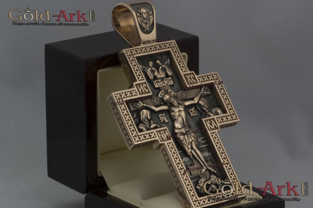 Православный золотой крест